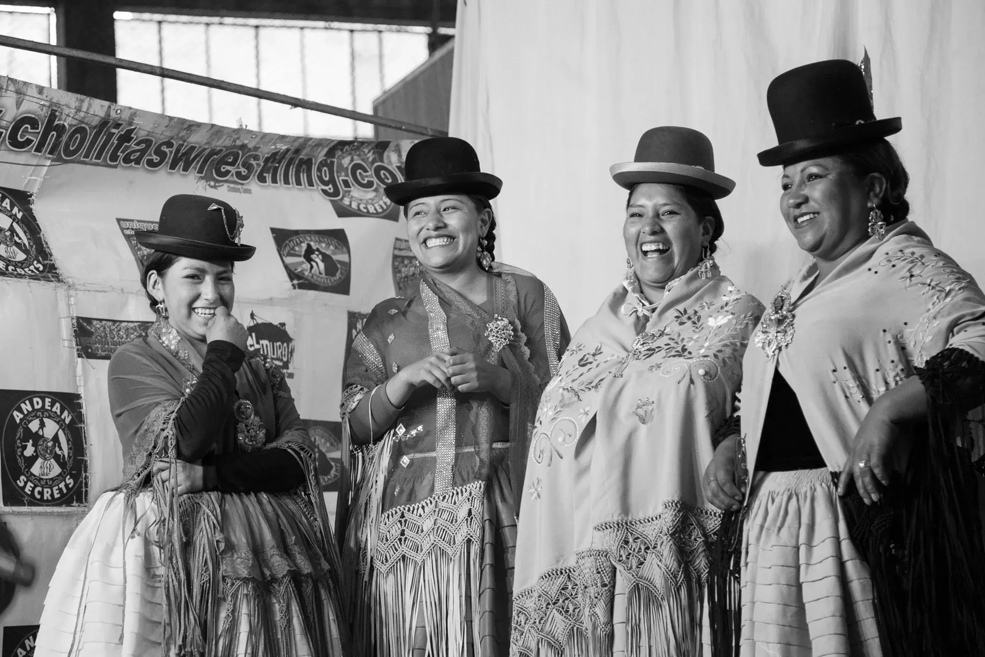 Cholitas Voladoras - Image 10