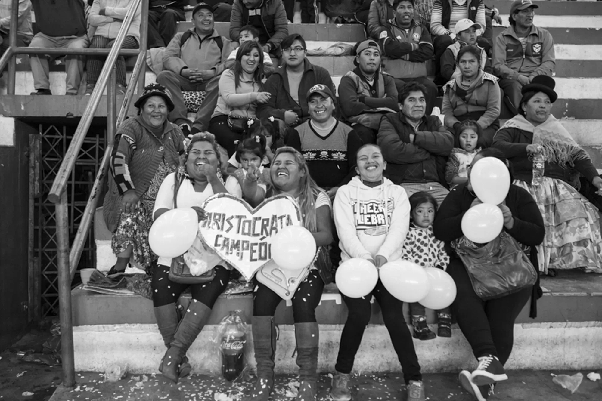 Cholitas Voladoras - Image 3